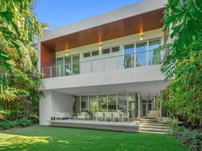 7830 Atlantic Way, Miami Beach FL 33141