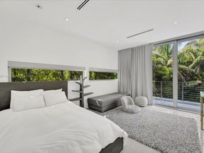 7830 Atlantic Way, Miami Beach FL 33141