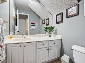 1001 SW 100th Ter, Pembroke Pines FL 33025