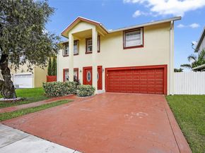 1001 SW 100th Ter, Pembroke Pines FL 33025