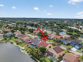 1001 SW 100th Ter, Pembroke Pines FL 33025