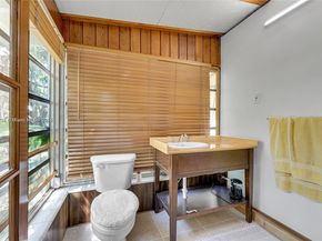 740 NE 50th Ct, Deerfield Beach FL 33064