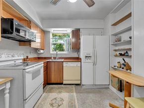 740 NE 50th Ct, Deerfield Beach FL 33064