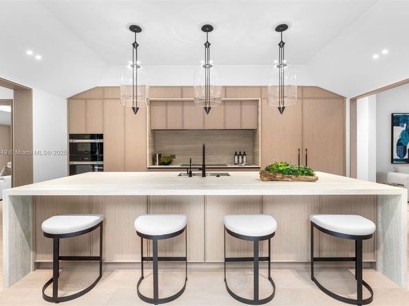 3883 Wood Ave, Miami FL 33133