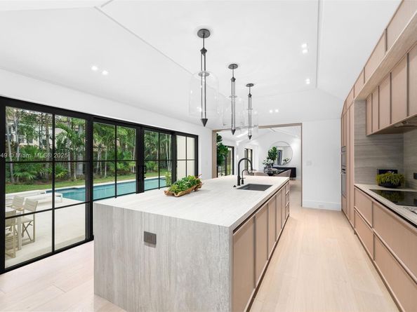 3883 Wood Ave, Miami FL 33133