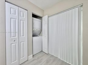 2251 NW 77th Way 102, Pembroke Pines FL 33024