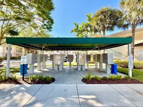 2251 NW 77th Way 102, Pembroke Pines FL 33024