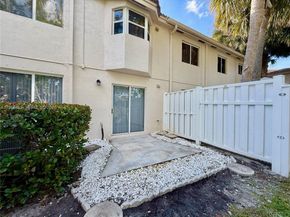2251 NW 77th Way 102, Pembroke Pines FL 33024