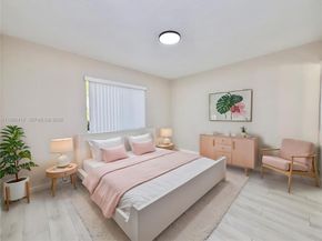2251 NW 77th Way 102, Pembroke Pines FL 33024