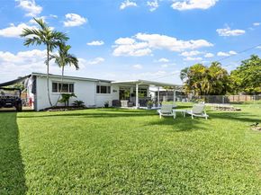 53 NW 19th St, Homestead FL 33030