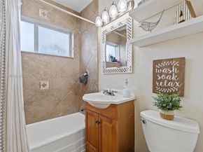 53 NW 19th St, Homestead FL 33030