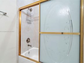 7009 NW 113th Ave, Parkland FL 33076