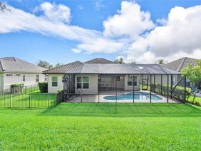 7009 NW 113th Ave, Parkland FL 33076