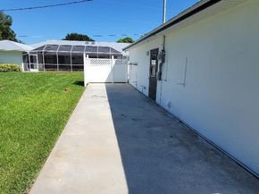 1616 SW 20th St Street SW, Vero Beach FL 32962