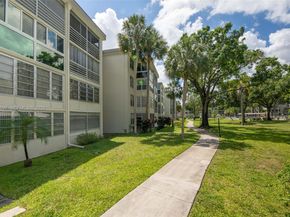 2999 NW 48th Ave 448, Lauderdale Lakes FL 33313