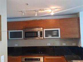 253 NE 2nd St 2606, Miami FL 33132