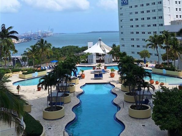 253 NE 2nd St 2606, Miami FL 33132