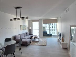 253 NE 2nd St 2606, Miami FL 33132
