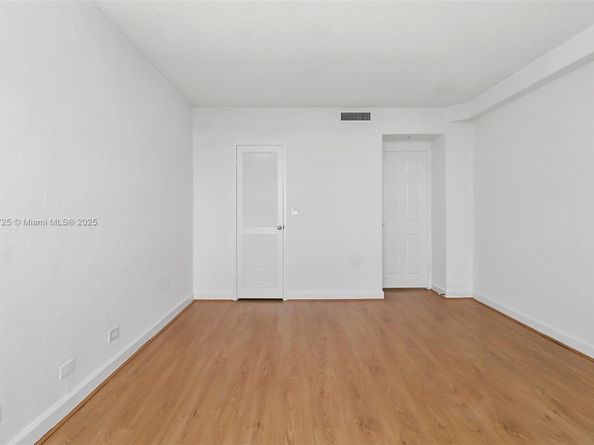 1500 Bay Rd 1182S, Miami Beach FL 33139