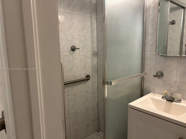 13041 NW 17th Ct, Miami FL 33167