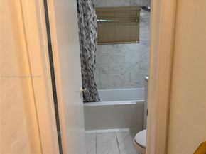 13041 NW 17th Ct, Miami FL 33167