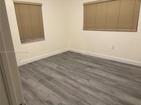 13041 NW 17th Ct, Miami FL 33167
