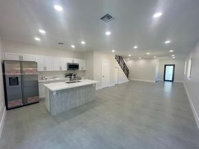 1121 NW 25th St, Miami FL 33127