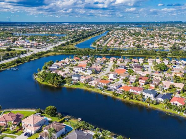 18144 SW 20th St, Miramar FL 33029