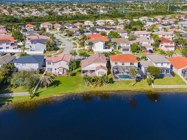 18144 SW 20th St, Miramar FL 33029