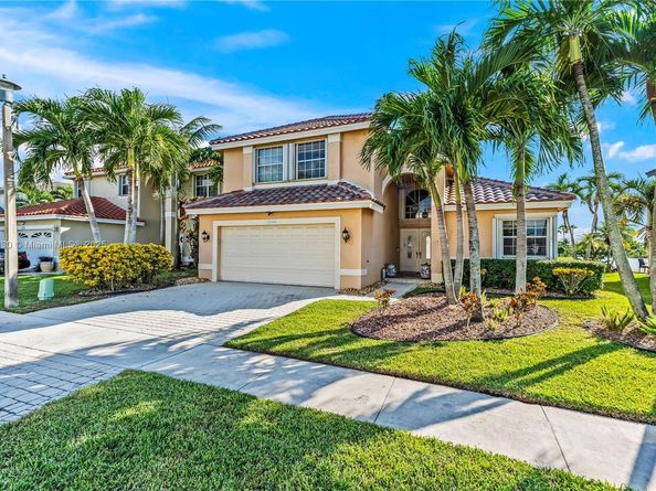 18144 SW 20th St, Miramar FL 33029