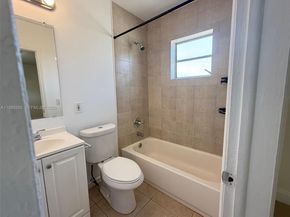 4300 SW 67th Ave 38, Miami FL 33155