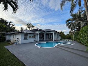 3750 NE 170th St 302, North Miami Beach FL 33160
