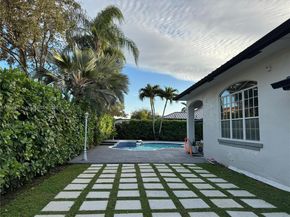 3750 NE 170th St 302, North Miami Beach FL 33160
