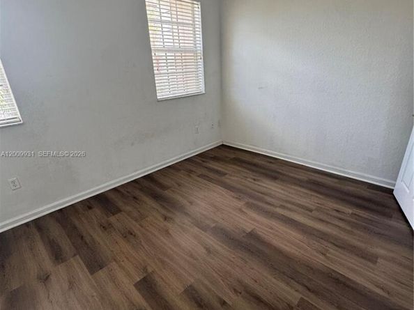 669 NW 42nd Ave, Plantation FL 33317