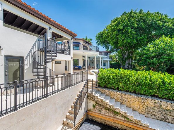 6700 Granada Blvd, Coral Gables FL 33146
