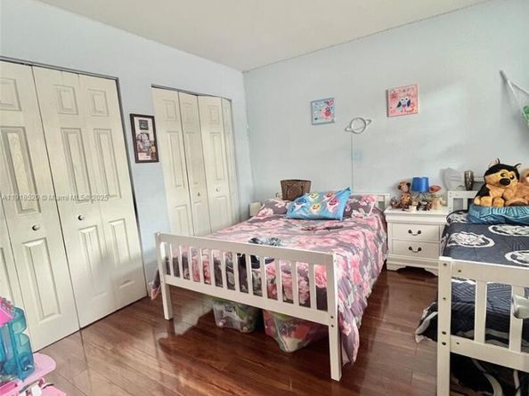 1990 SW 121st Ct 232, Miami FL 33175