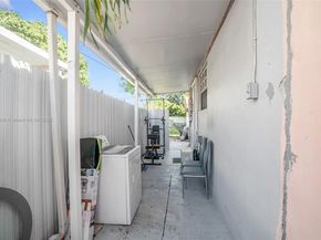 479 E 32nd St, Hialeah FL 33013