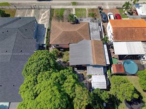 479 E 32nd St, Hialeah FL 33013