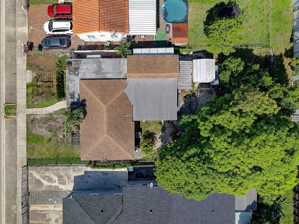 479 E 32nd St, Hialeah FL 33013