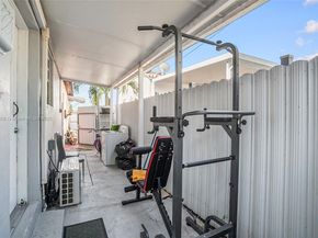 479 E 32nd St, Hialeah FL 33013