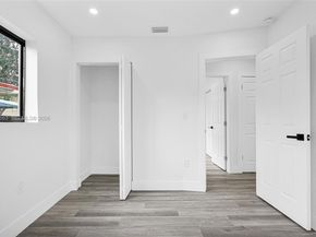 19720 NW 33rd Ave, Miami Gardens FL 33056