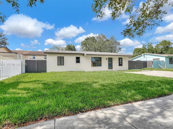 19720 NW 33rd Ave, Miami Gardens FL 33056