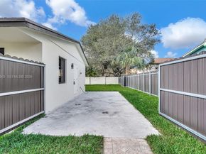 19720 NW 33rd Ave, Miami Gardens FL 33056