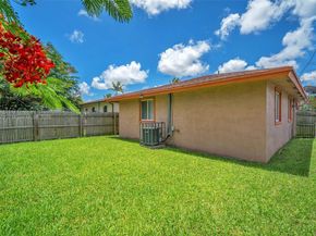 2175 NW 50th St, Miami FL 33142