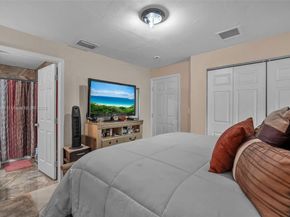 2175 NW 50th St, Miami FL 33142