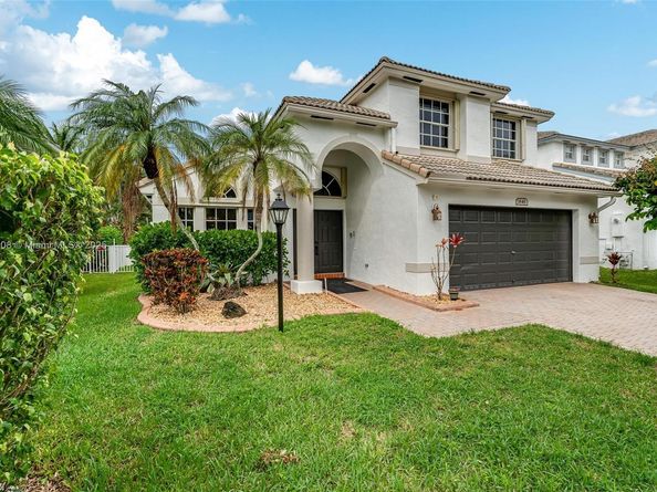 1646 NW 144th Way, Pembroke Pines FL 33028
