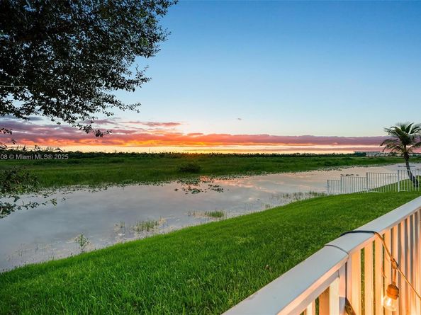 1646 NW 144th Way, Pembroke Pines FL 33028