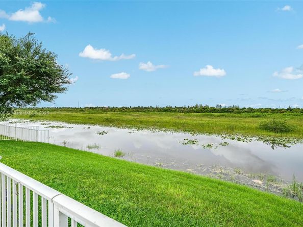 1646 NW 144th Way, Pembroke Pines FL 33028