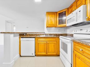9939 Nob Hill Pl 9939, Sunrise FL 33351