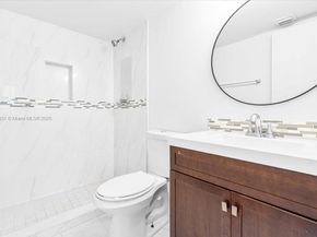 9939 Nob Hill Pl 9939, Sunrise FL 33351